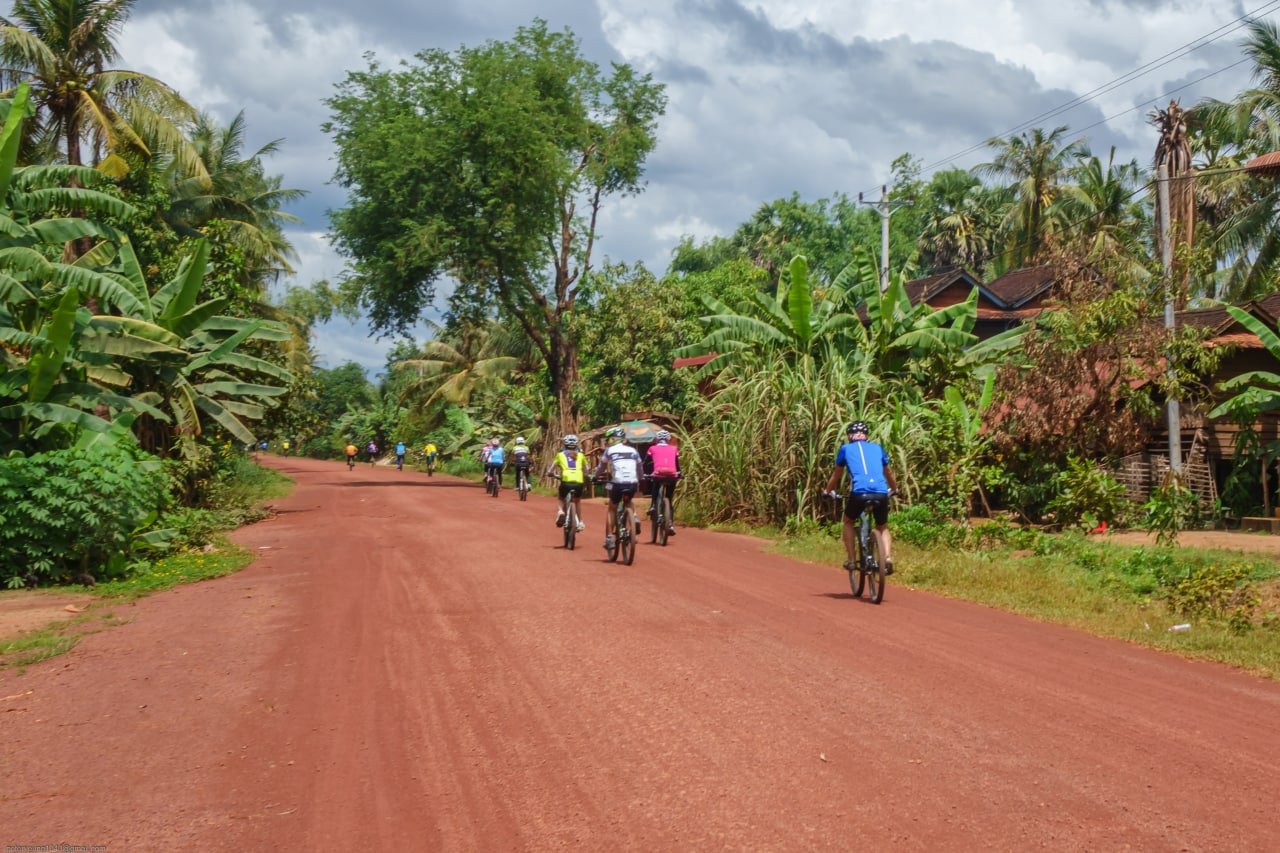 Cycling South Corner of Siem Reap - Countryside & Floating Village